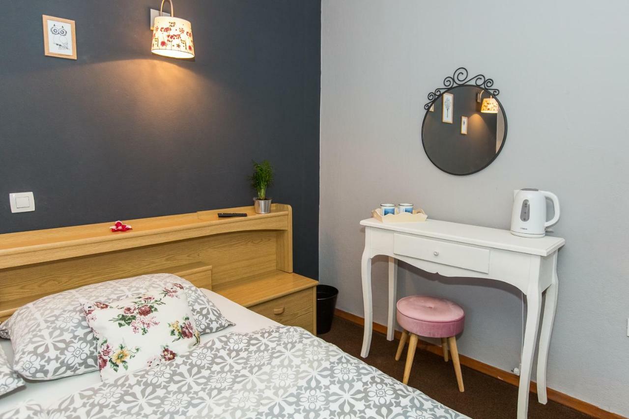 Rooms Malina Blejska Dobrava Eksteriør billede